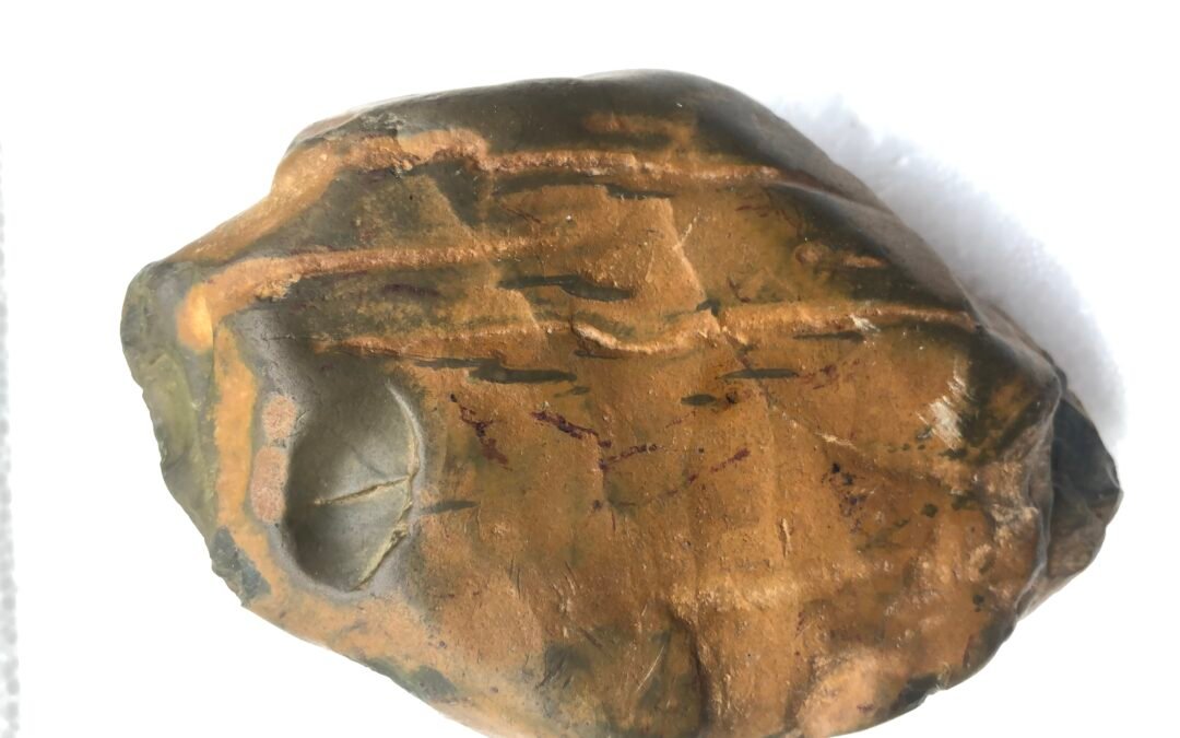 CHERT BONE MARROW CRACKER